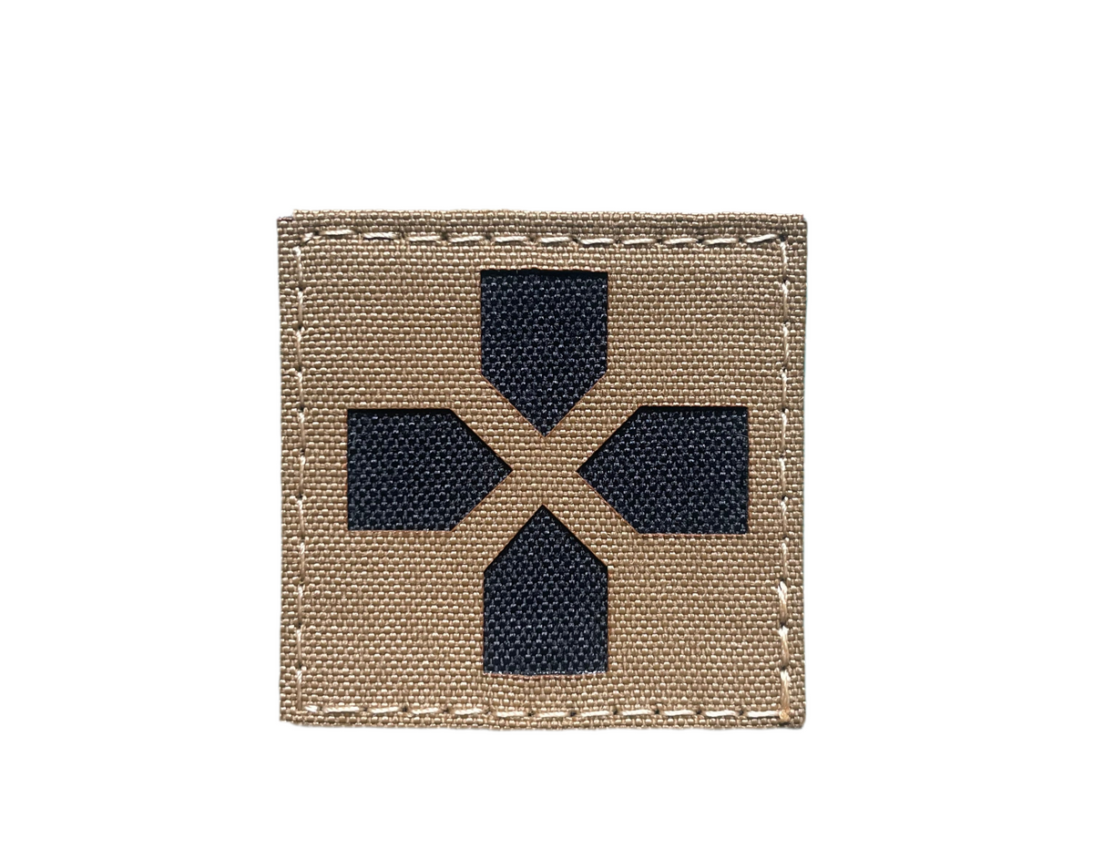 Small medic cross patch by Patch Out
